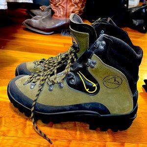 La Sportiva Boots